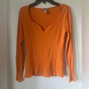 H&M Long-Sleeved Ripped Top Sweetheart Neckline